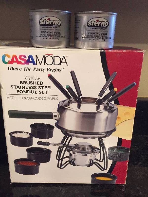 lot 71 image: Fondue Set with Cooking Fuel