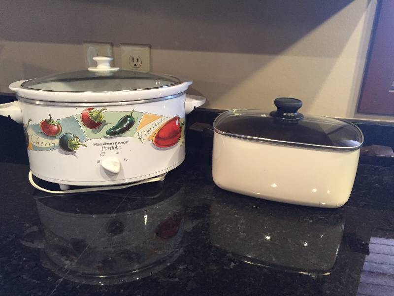 lot 96 image: Crock Pots
