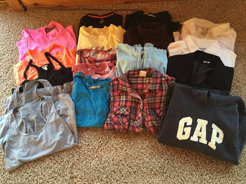 lot 107 image: Womens Size 2X Clothing Lot