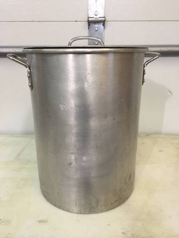 lot 153 image: Turkey Fryer