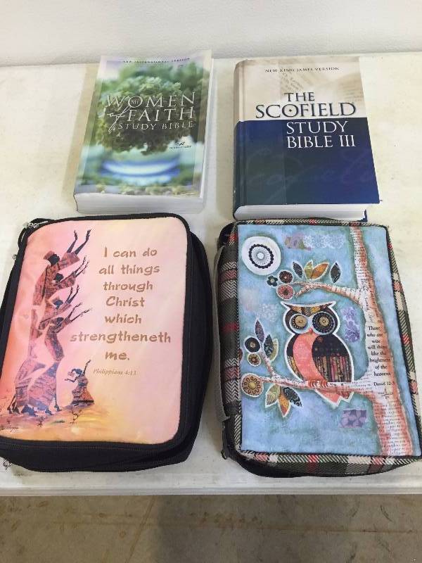 lot 158 image: Bible Study Books and Book Covers
