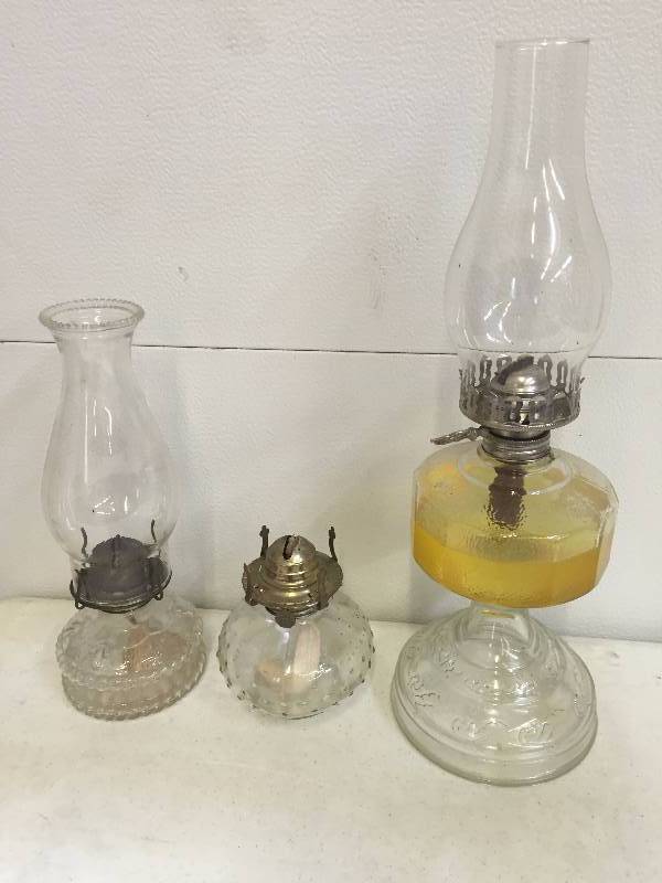 lot 159 image: Antique Oil Lamps