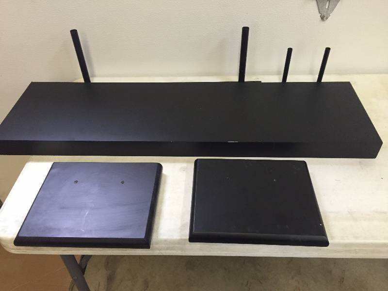lot 174 image: Heavy Duty Shelf Lot