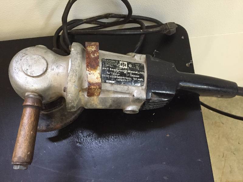 lot 220 image: Ingersoll-Rand Electric 7 Grinder