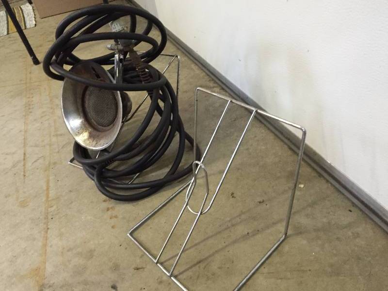 lot 248 image: Heater with stand