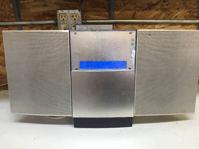 lot 261 image: Sony CD Radio with Remote