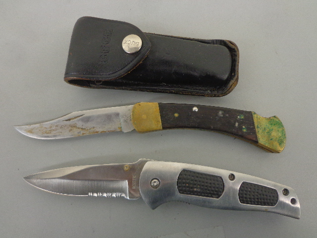 2 Knives