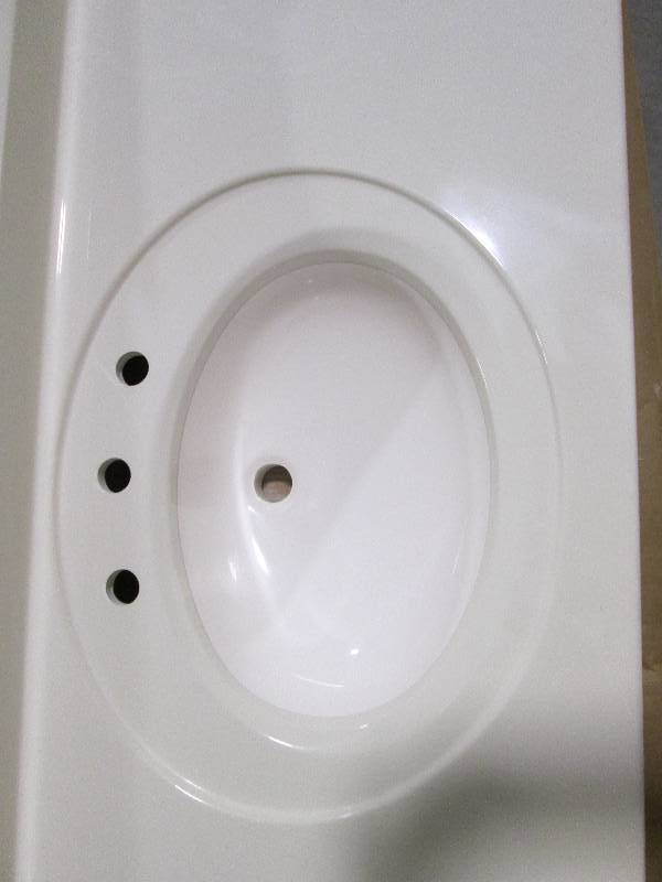 lot 185 image: Bathroom counter and sink - Brand New