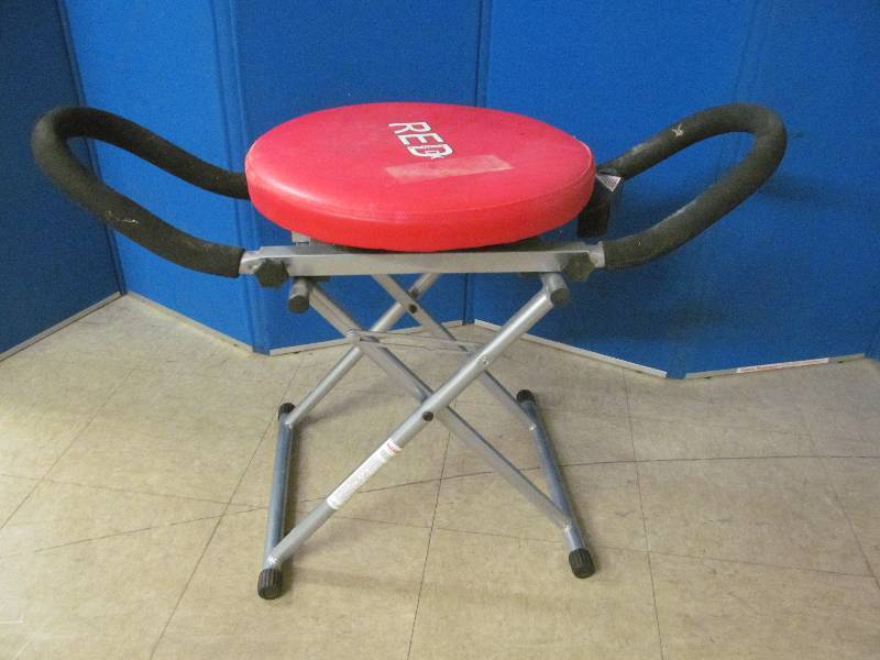 lot 5 image: RedDX Fitness chair