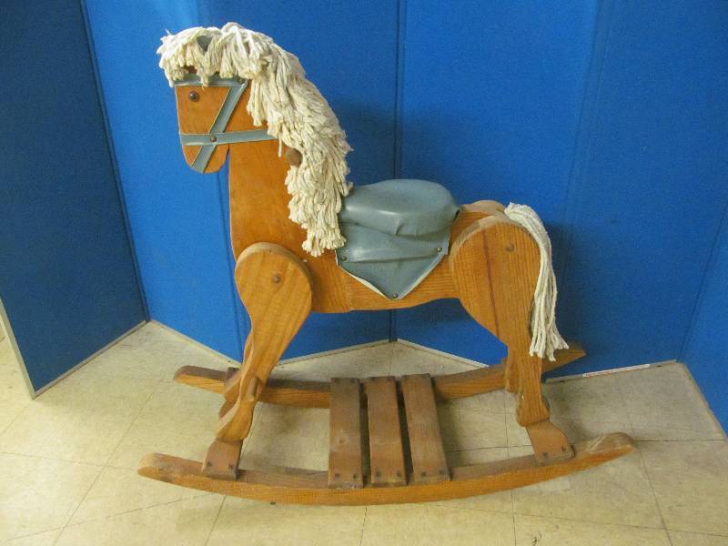 lot 6 image: rocking horse