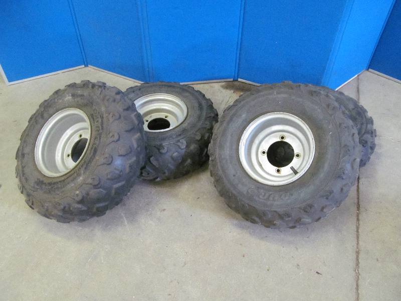 lot 46 image: Tires