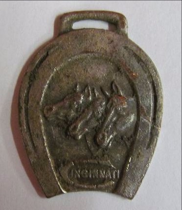lot 60 image: vintage medal