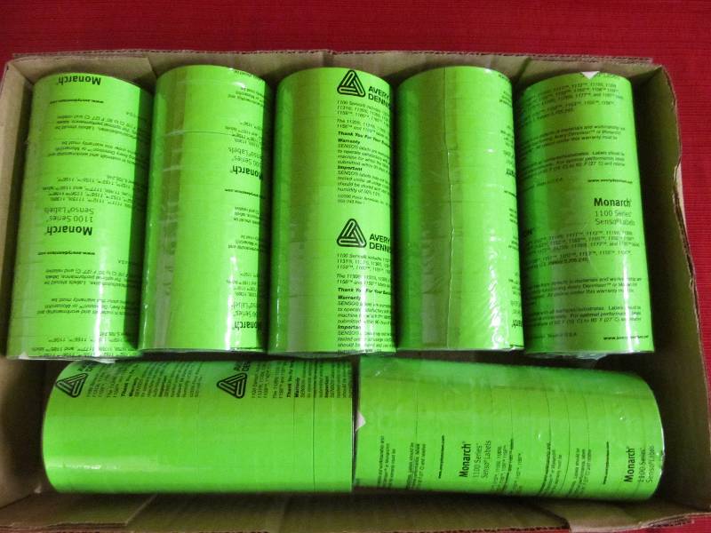 lot 107 image: Monarch Labels