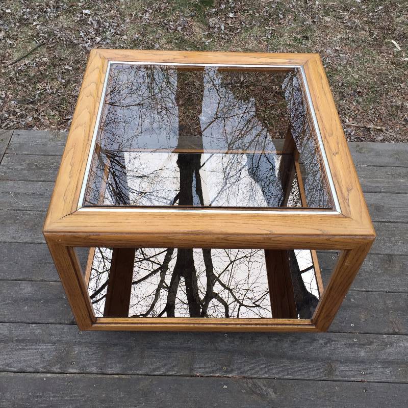 lot 8 image: Retro Mid Century Modern Guessing Lane, Mersman or Baker Furniture Wood, Brass & Glass Cocktail End Side Table with Super Cool Mirrored Lower Shelf 27x27x21.5