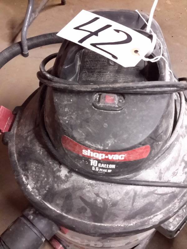lot 42 image: Shop Vac, 10 Gallon, 5.5 Amp