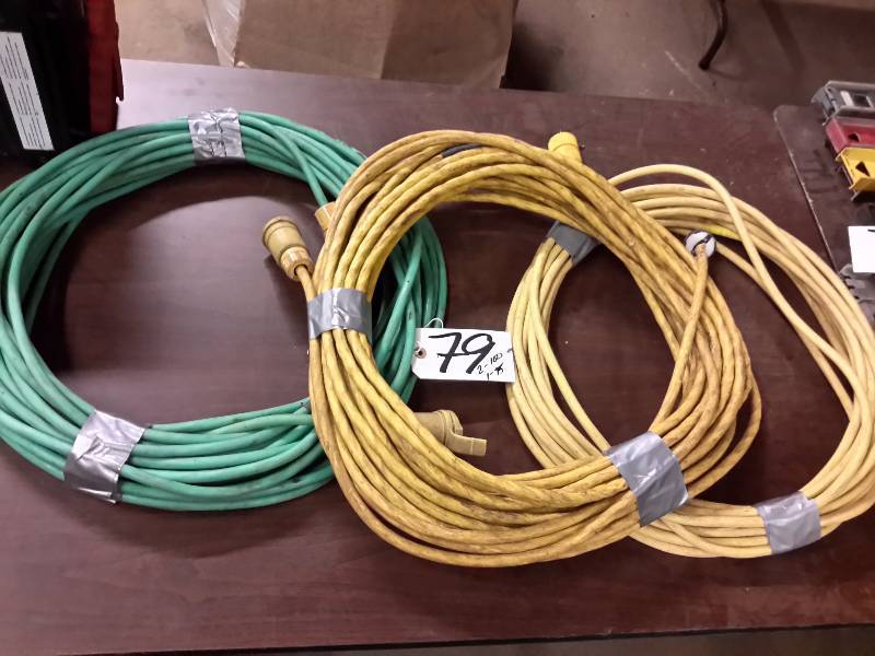 lot 79 image: 2, 100 ft 1, 50 ft Heavy Duty Extension Cords