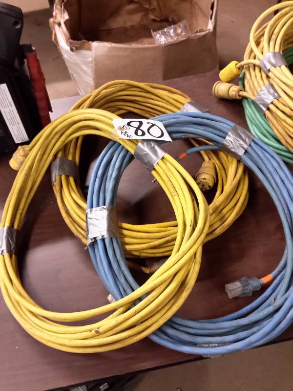 lot 80 image: 3, Heavy Duty Extension Cords  1, 100ft 2, 50 ft