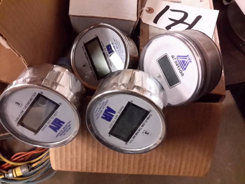 lot 171 image: 4 Saniflow Thermometers.. See pictures