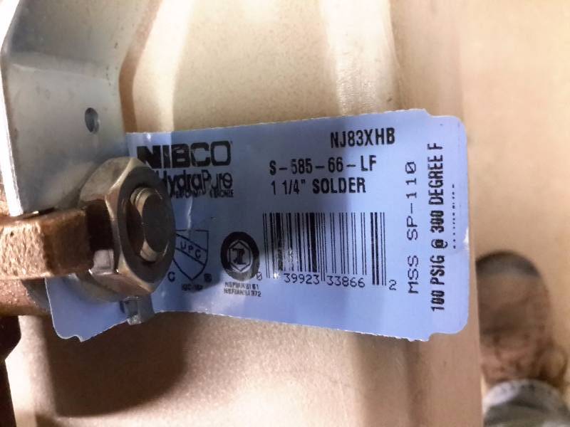 lot 193 image: 6, NIBCO brass valves.. See tag for description
