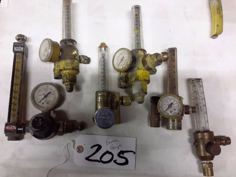 lot 205 image: Pressure Gauges as pictured