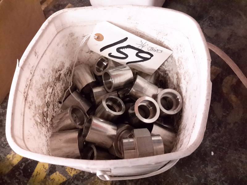 lot 159 image: 34 in Stainless steel pipe joints