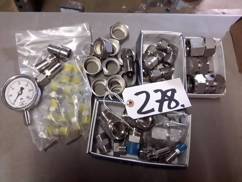 lot 278 image: Lot of Stainless steel fittings and gauge