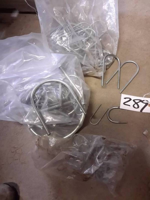 lot 289 image: 3 bags of U Bolts.. No nuts.. 4, 3, 2 in.