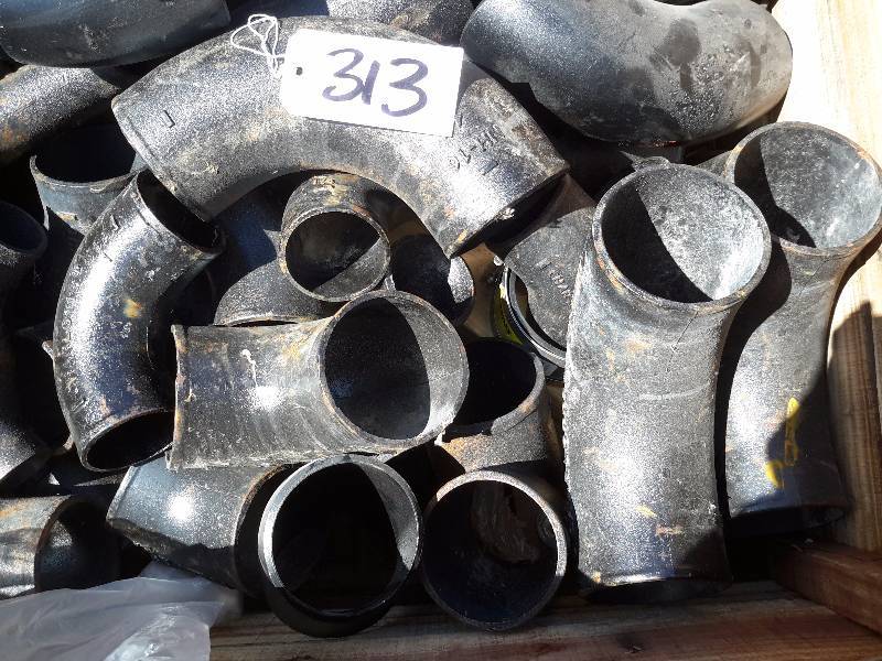 lot 313 image: Large Box of Forged Steel NSF, Drain Pipe