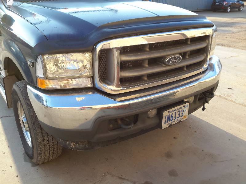 lot 2 image: 2003 Ford F350 4 x 4