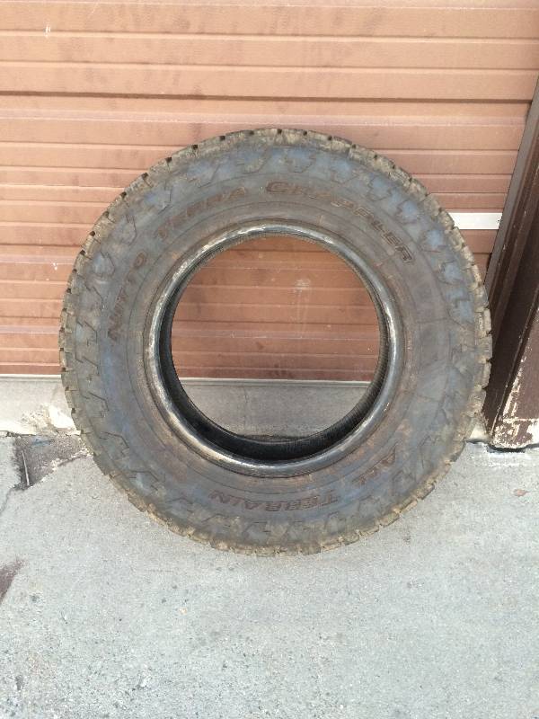 1 Used LT26570R17