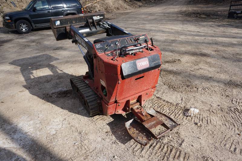 Toro Dingo Model TX525 Mini Wide Track Ride On Bobcat Skid Loader Skid
