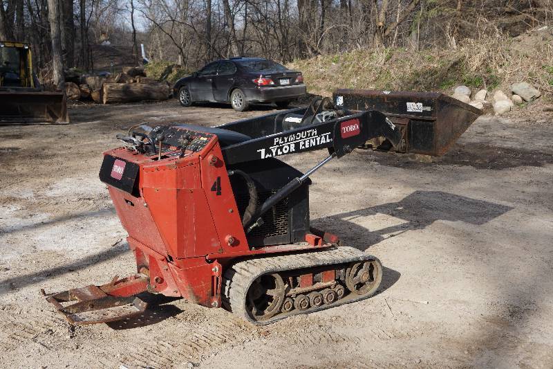 Toro Dingo Model TX525 Mini Wide Track Ride On Bobcat Skid Loader Skid