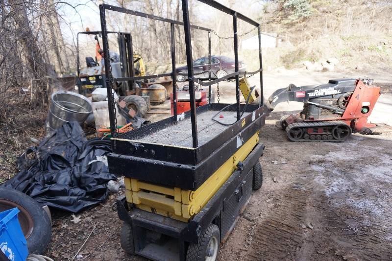 ElectricHydraulic Scissors Man Lift