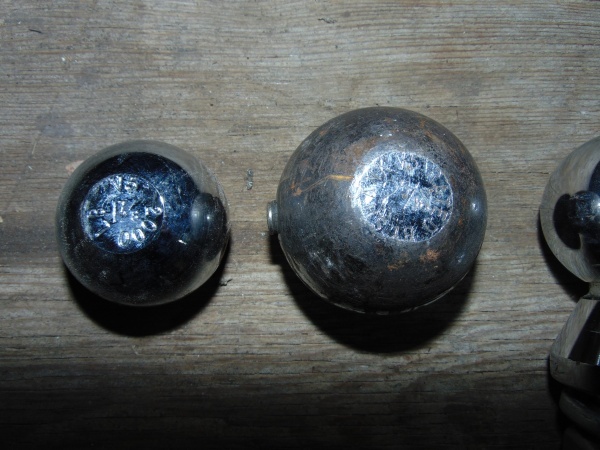 lot 40 image: Convertiball