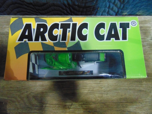 lot 48 image: Die Cast Collector Arctic Cat Snowmobile Toy