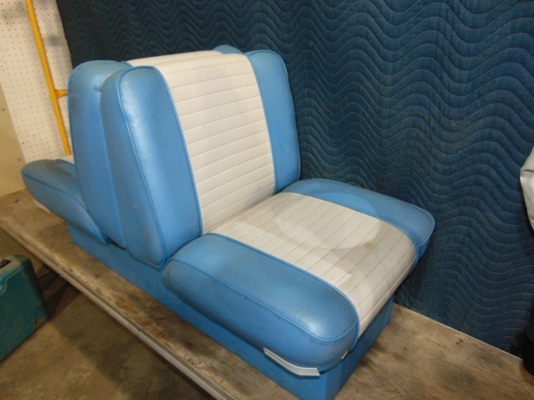 lot 54 image: Boat Seat