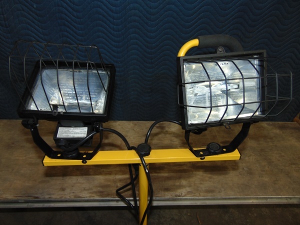 lot 63 image: Shop Light