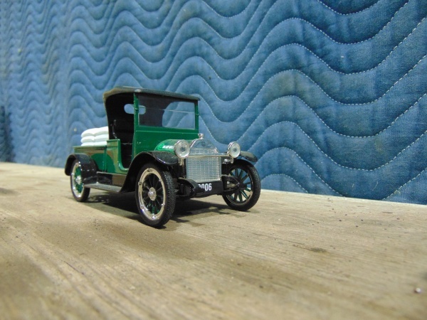 lot 99 image: Model Car