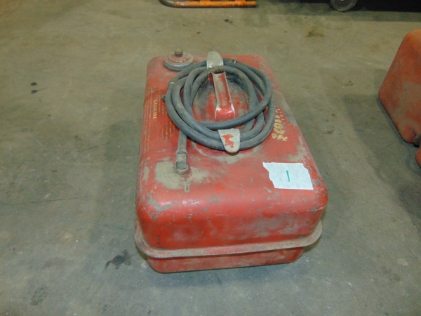 lot 127 image: Johnson Gas Tank