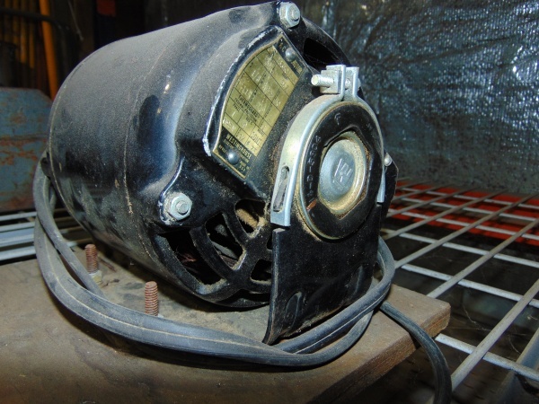 lot 151 image: 16 HP Electric Motor