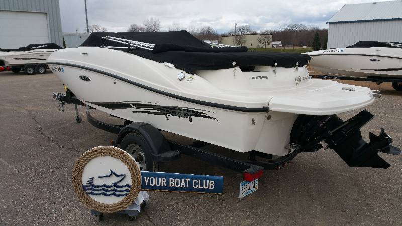 lot 3 image: 2012 Sea Ray 185 Sport