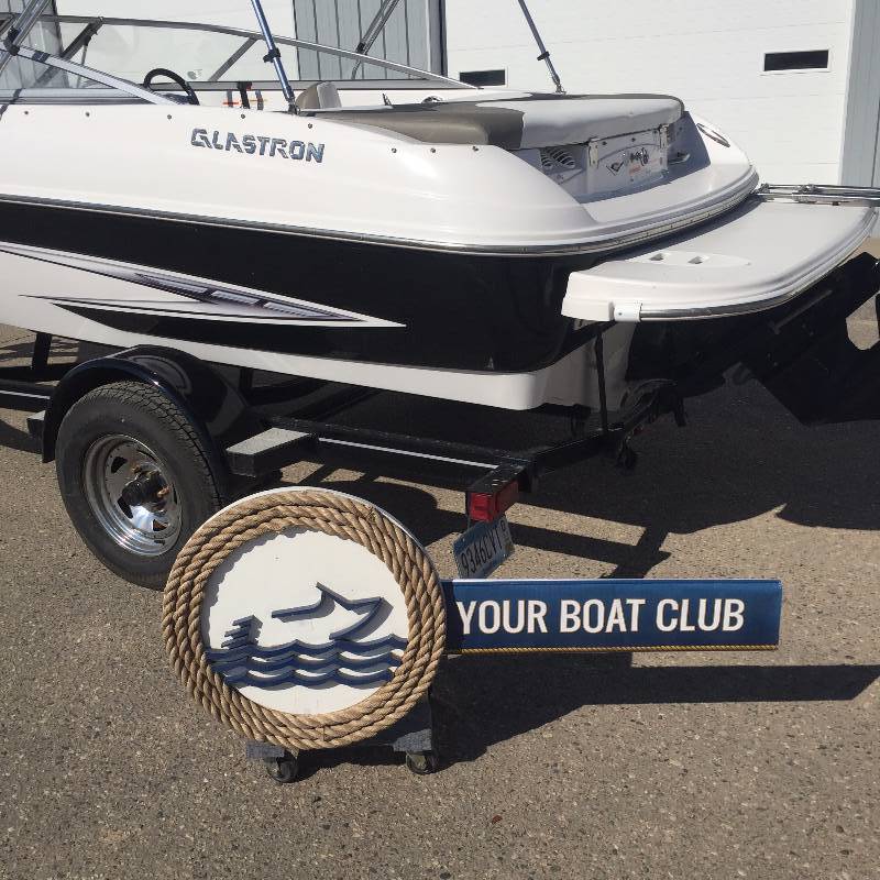 lot 7 image: 2013 Glastron MX 185