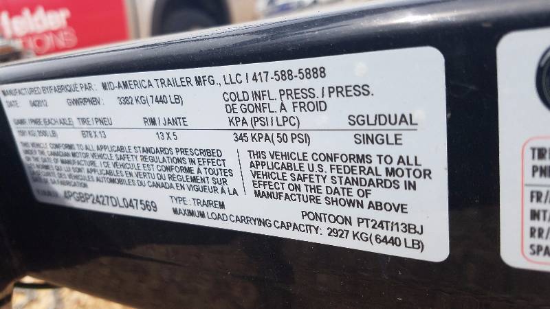 lot 35 image: 2013 Mid America 25 Pontoon Trailer