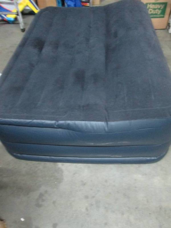 Intex Queen Raised Airbed