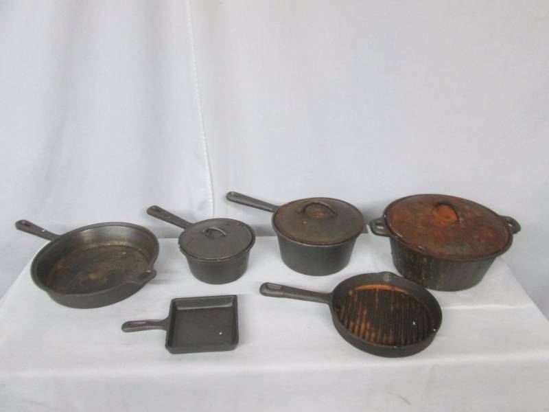Alcove 9-pc. Cast Iron Cookware Set