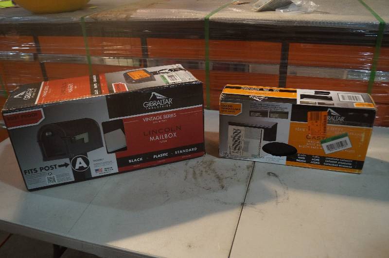 2 Mailboxes