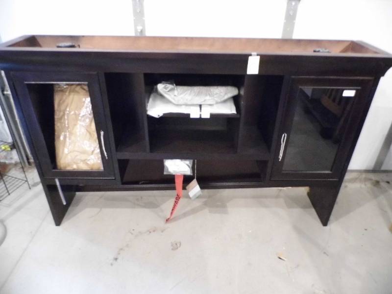 lot 35 image: Martin Home Furnishings Hutch