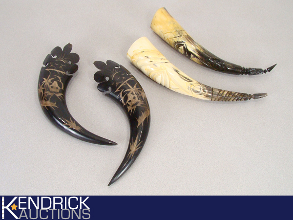 lot 19 image: 4 Carved Asian Themed Animal Horns