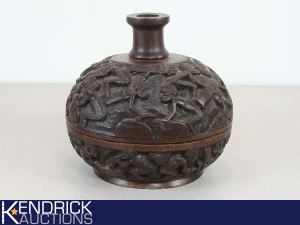 lot 39 image: Exotic Wood Carved African Tribal Divination Bowl