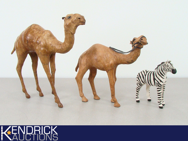 lot 56 image: 3 Leather Animal Figures